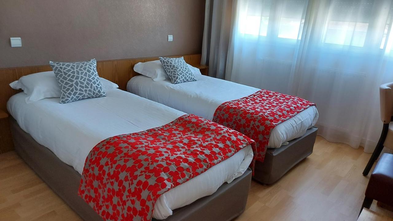 Hotel Brun Saint-Lattier Eksteriør billede