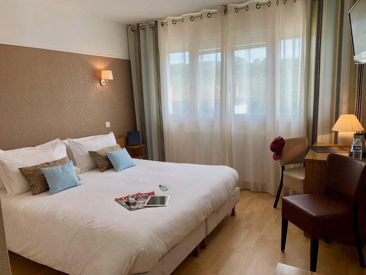 Hotel Brun Saint-Lattier Eksteriør billede