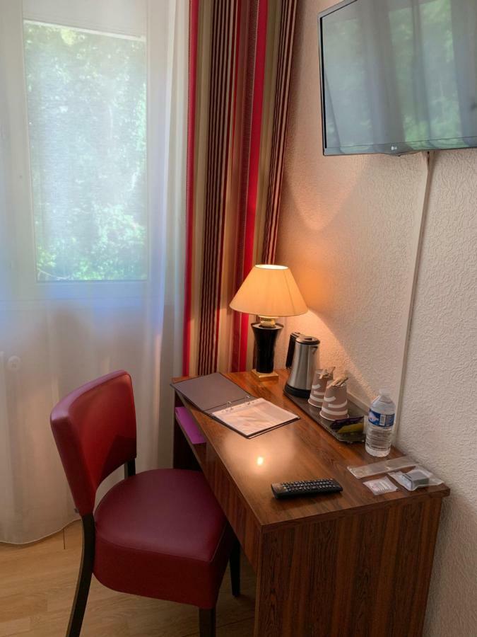 Hotel Brun Saint-Lattier Eksteriør billede